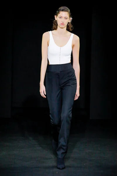 Look 7